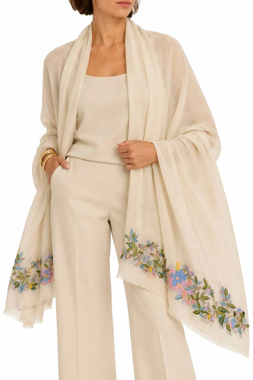 NEW JODI ROSE secret garden shawl in ivory